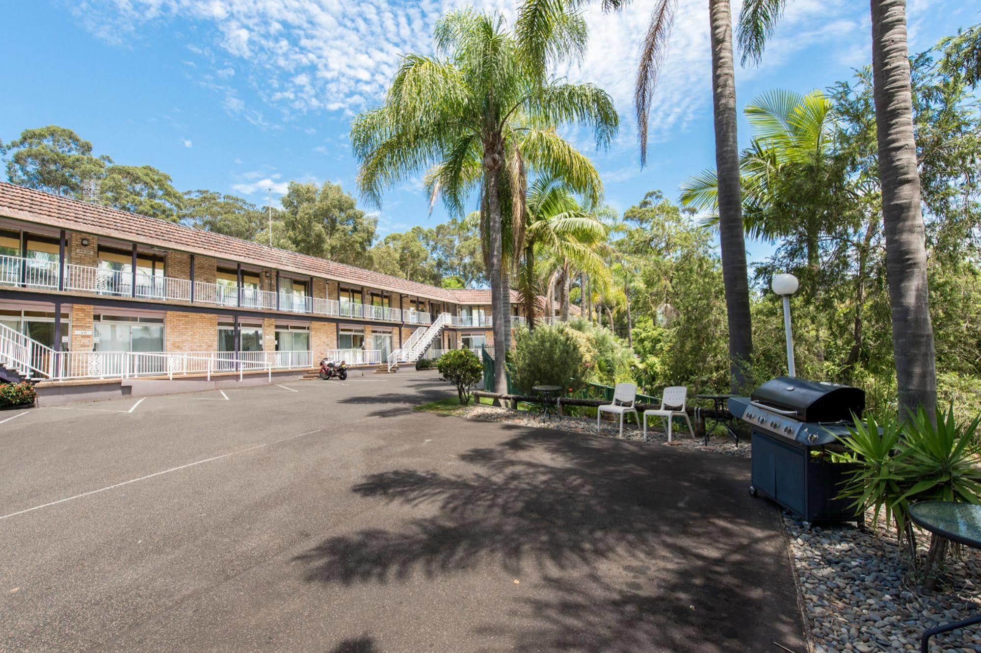 Gosford Inn Motel Exterior photo